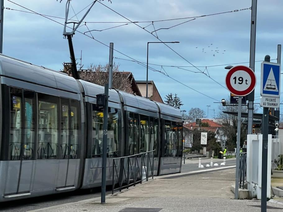 Apparemment Blagnac Proche Tram Apartment Luaran gambar